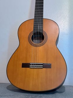 Yamaha CG122MSH Classical Guitar | Solid Cedar Top | Excellent Condition