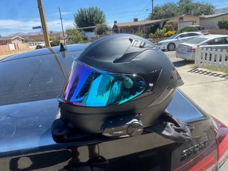 BILT Full Face Motorcycle Helmet w FreedConn R1