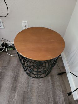 Table basket
