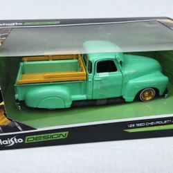 MAISTO DESIGN 1/25 SCALE 