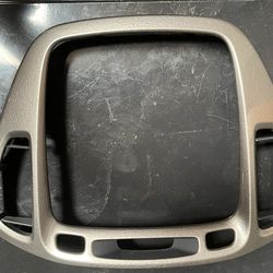 2001-2007 Toyota Highlander Center Dash Radio Bezel Air Vent Trim  OEM