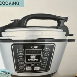 Brand New Tomo Pressure Cooker Large -5L