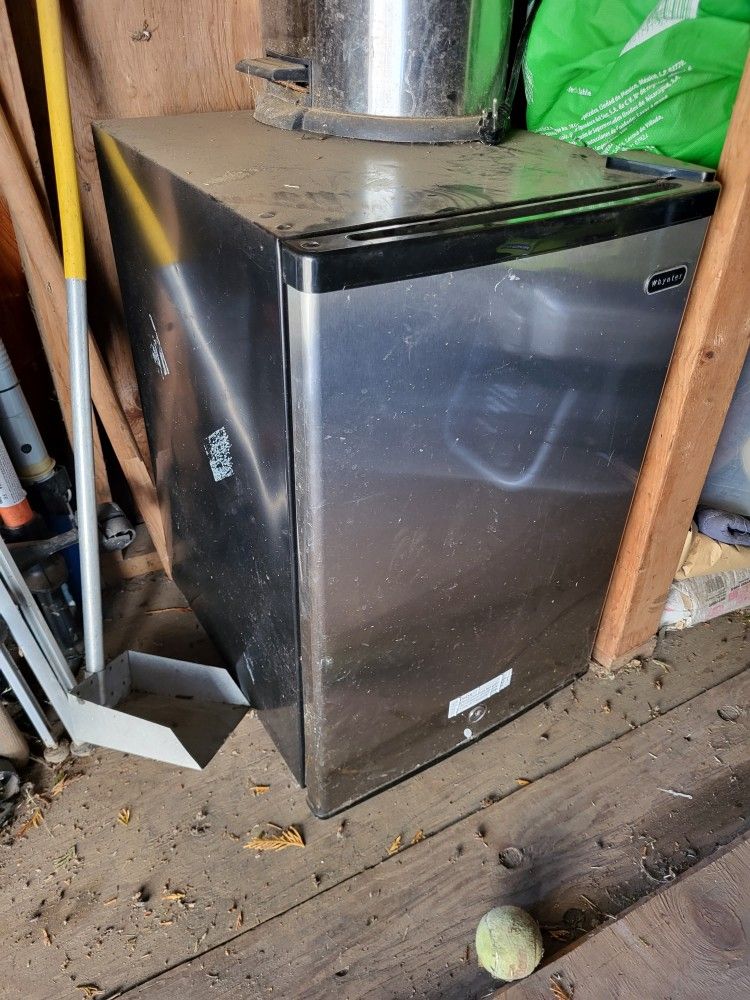 Little Fridge 