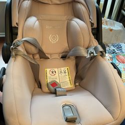 Uppababy Mesa V2 Infant Car Seat