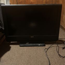 Black 32in Sanyo Tv 