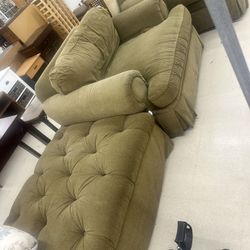 Bassett Sofa With Ottoman