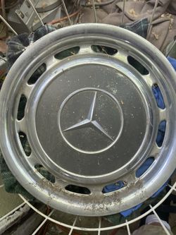 14 Inch Vintage Mercedes Hubcap 