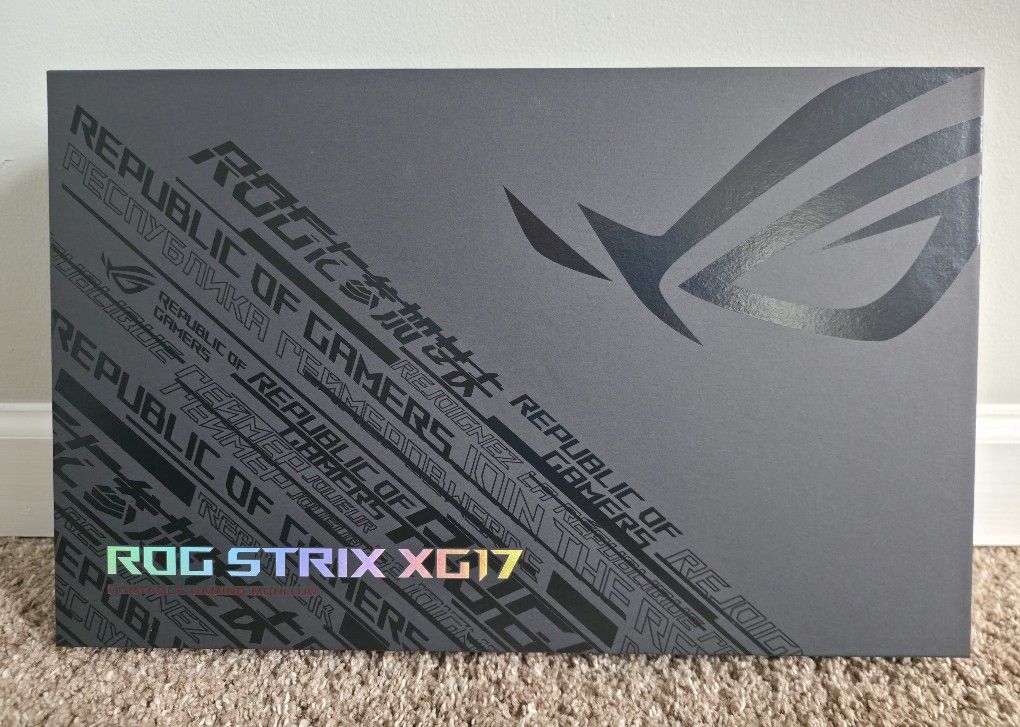 Asus ROG Strix XG17AHPE Portable Monitor