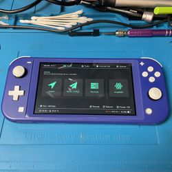 Nintendo Switch Lite (purple) With Chip