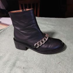 Authentic GIVENCHY "LAURA" BOOTS