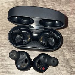 Sony WF-1000XM4 Noise Canceling Wireless Earbud Headphones - Black