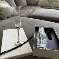 Vera Wang Love Knots Toasting Flutes