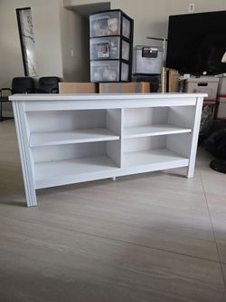 Tv stand