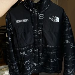 Supreme The North Face Steep Tech Fleece Jacket