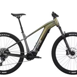 Brand New Aventon Ramblas Electric Mountain Bike .