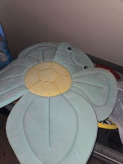 Bath flower for new born.