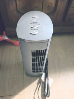 Cascade 13-Inch 3-Speed Oscillating Tower Fan (Model PF1318G) – MINT