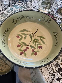 4 Platos 3 Inches De Ondo Un Grande 5 Inches De Ondo