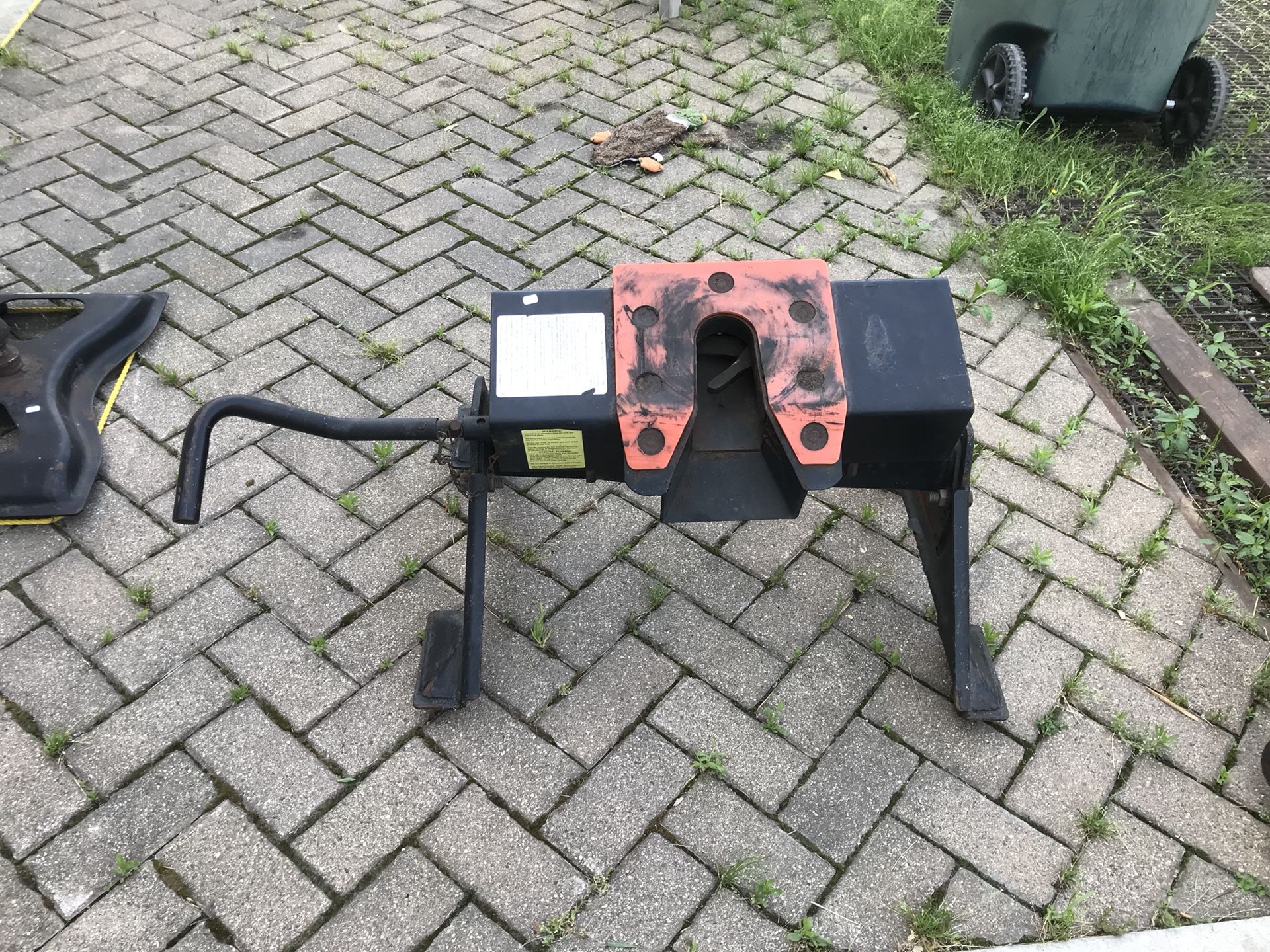 24k lb 5th wheel hitch (DrawTite)