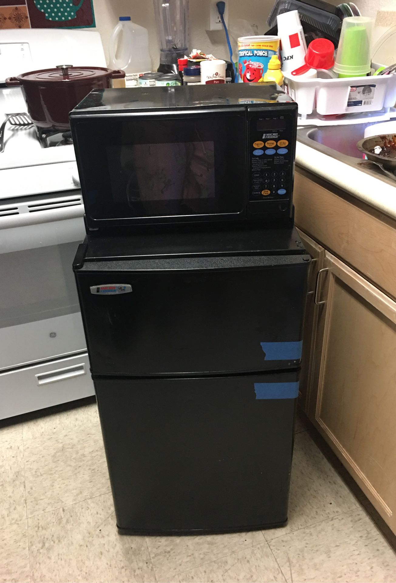 Nice mini fridge and microwave combo