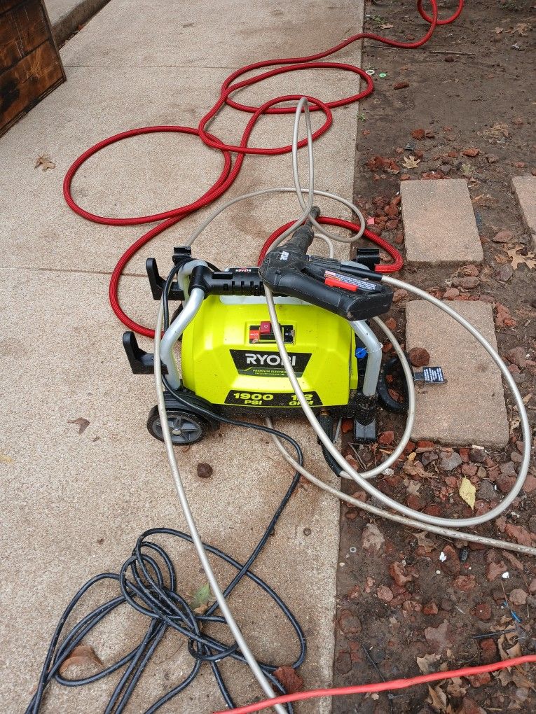 Ryobi pressure Washer 1900