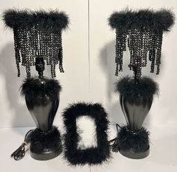 * Black Chandelier Lamp Set with Picture Frame *