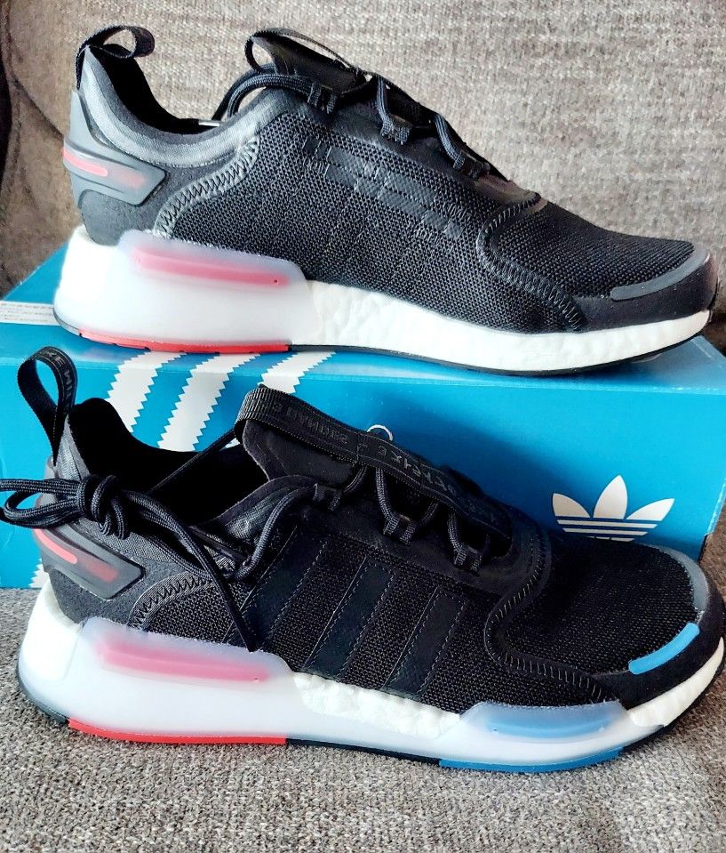 Size 13 Men's - Brand New Adidas NMD_V3 Shoes