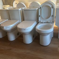 New  Bulk Sale 22 Toilets For Sale Open Box 