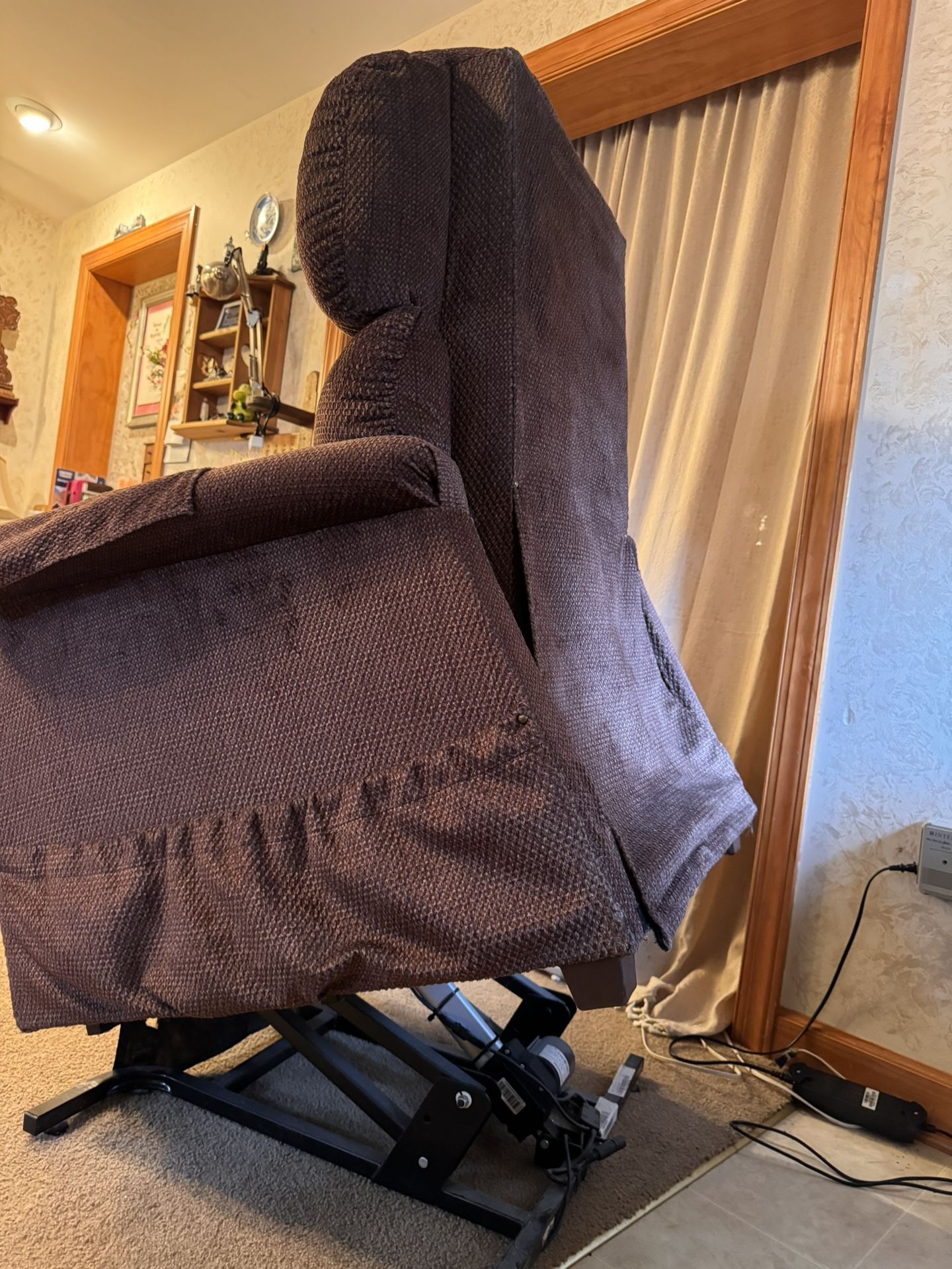 Power tilt/recline chair