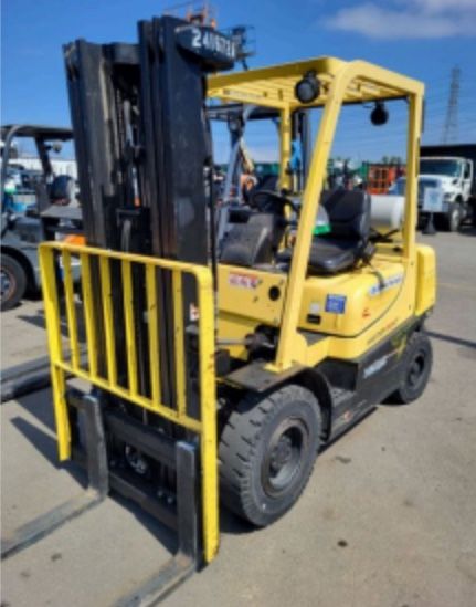Used 2019 Hyster Warehouse Forklift Hyster H50XT 5000# Low Profile Only