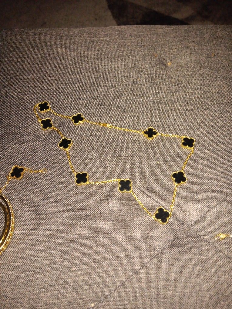 Van Clef Necklace Braclets 