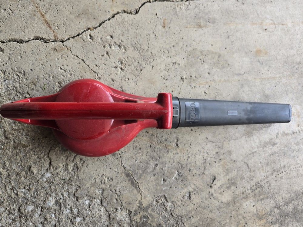 Toto Electric Leaf Blower