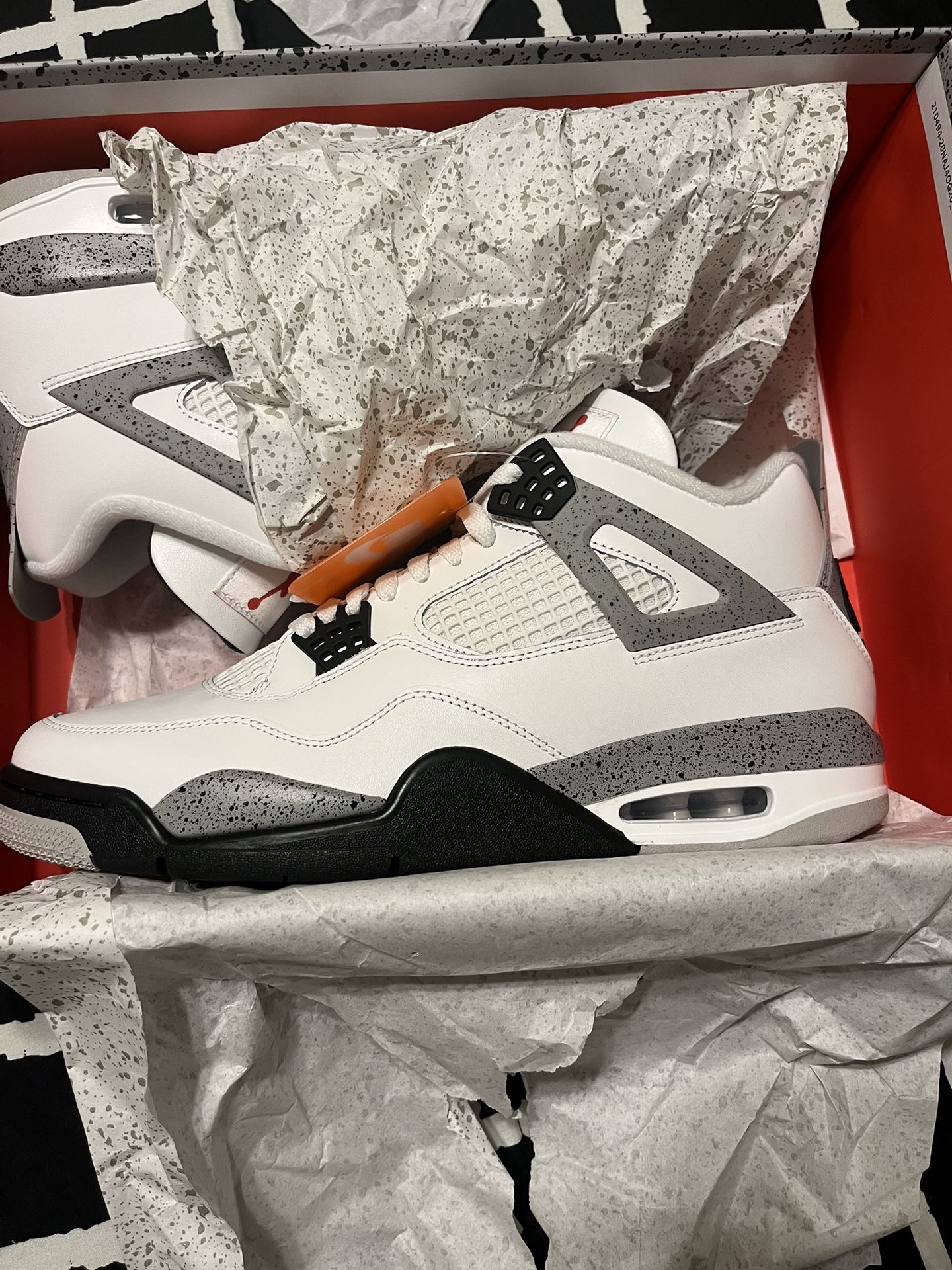 Air Jordan 4 Retro ( Cement ) Size 12.5