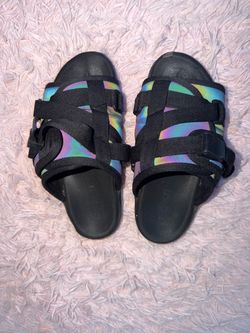 Draco’s slides - Size 6