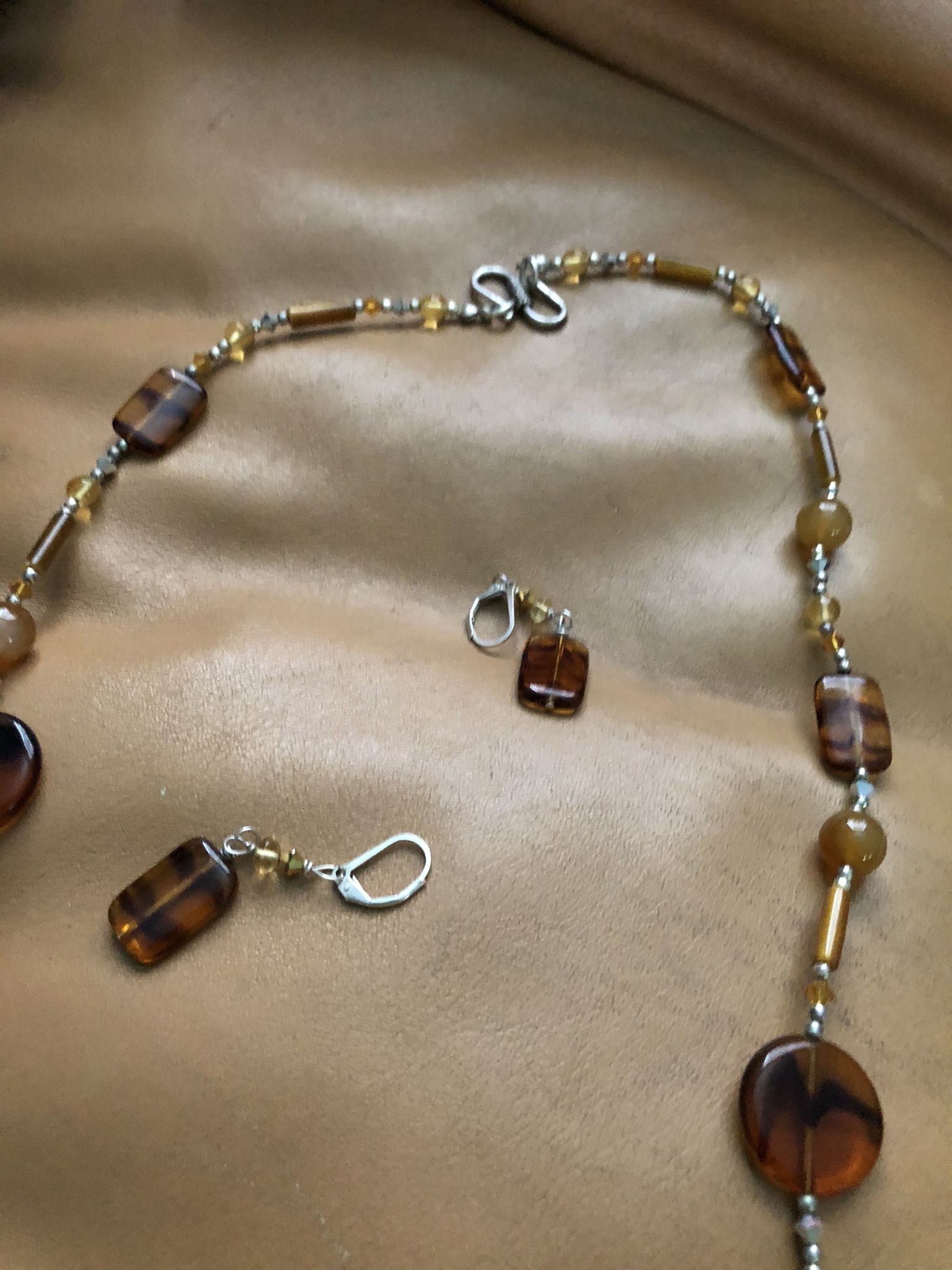 Tigers Eye Color Necklace Set