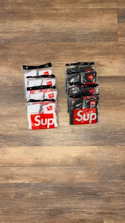 Supreme Socks READ DESCRIPTION‼️