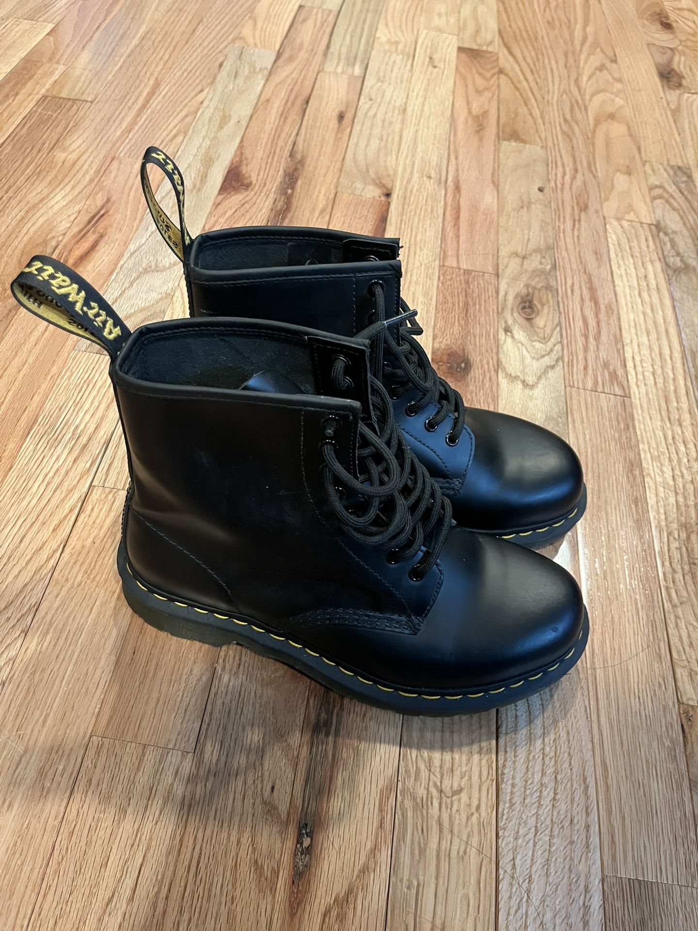Doc Martins: Size 9