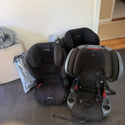 I’m Offering 3 Car Sits