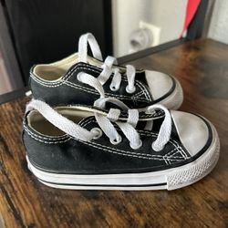 Converse Size 5