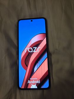 Motorola Razr 2026 256gb T-Mobile & Metro PCS and Other Tmobile Companies Only (Not Unlocked). Clean IMEI