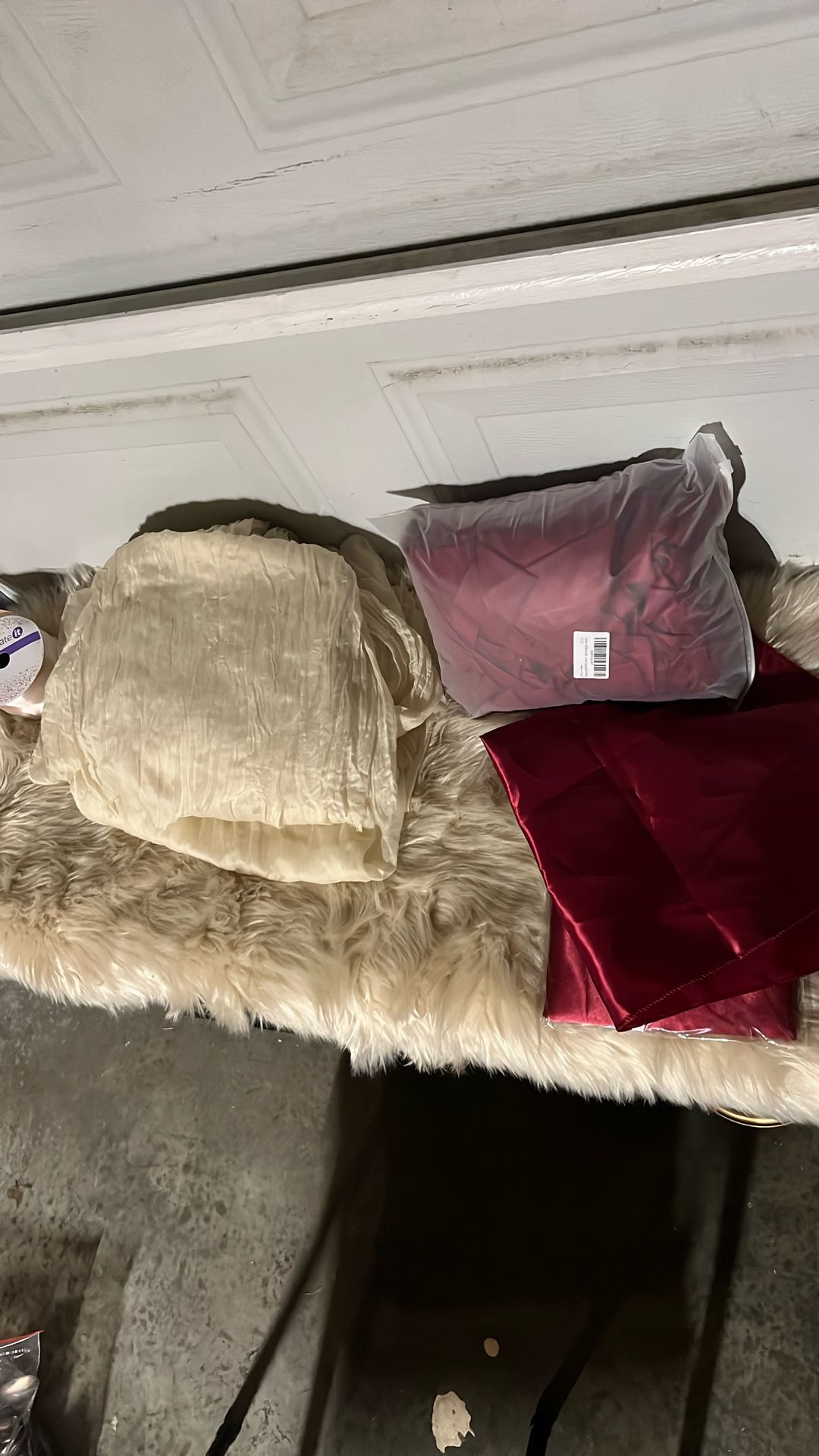 Table Cloth Ans Covers Decorative Animal Pelt.