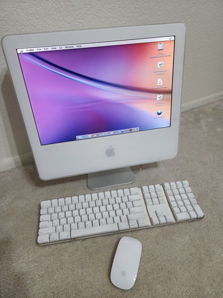Vintage Apple iMac G5? Turns On!