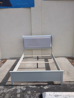 **USED** Full Bedframe 