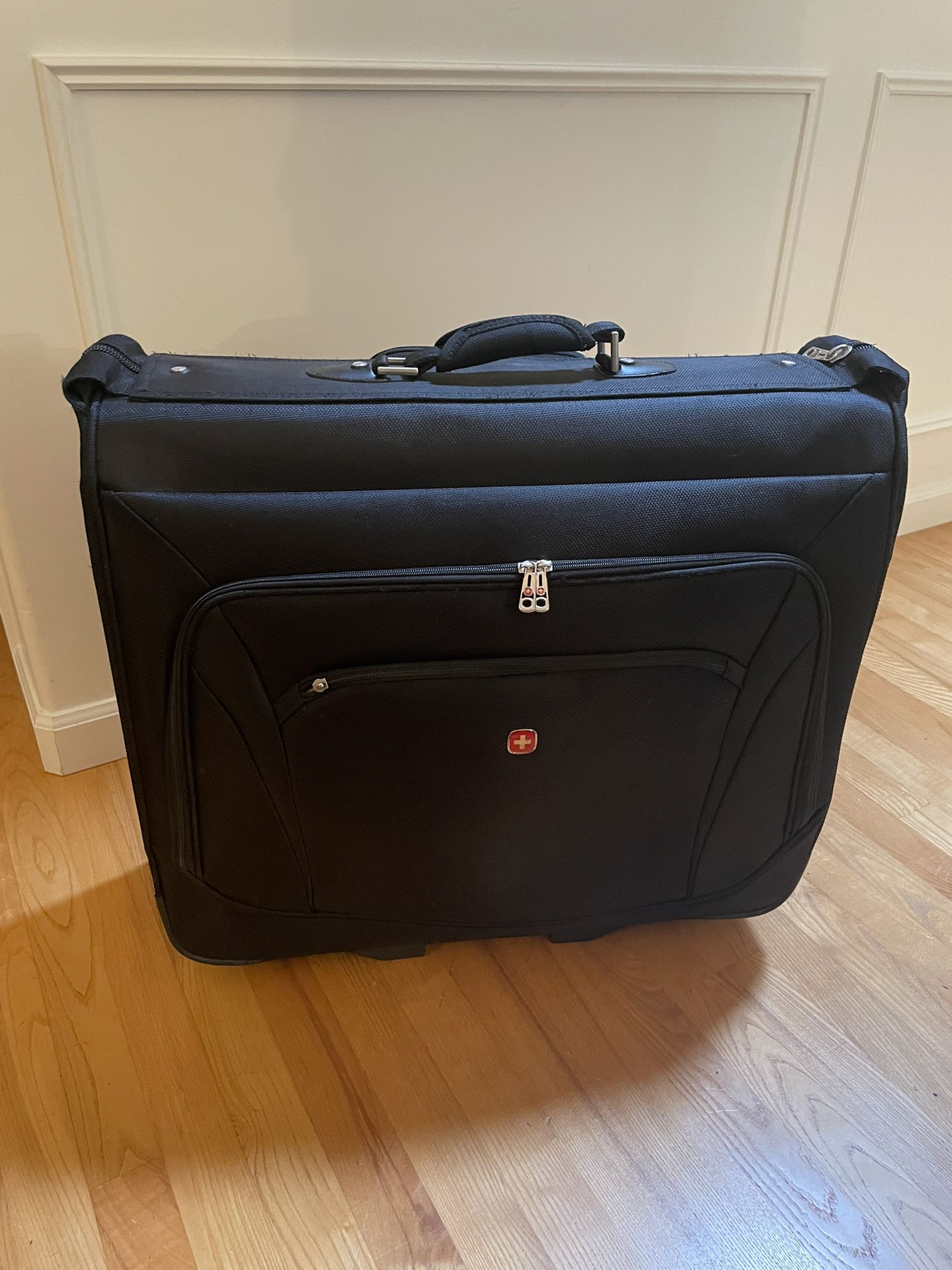SwissGear Garment Luggage bag - 400D x 350D polyester - black
