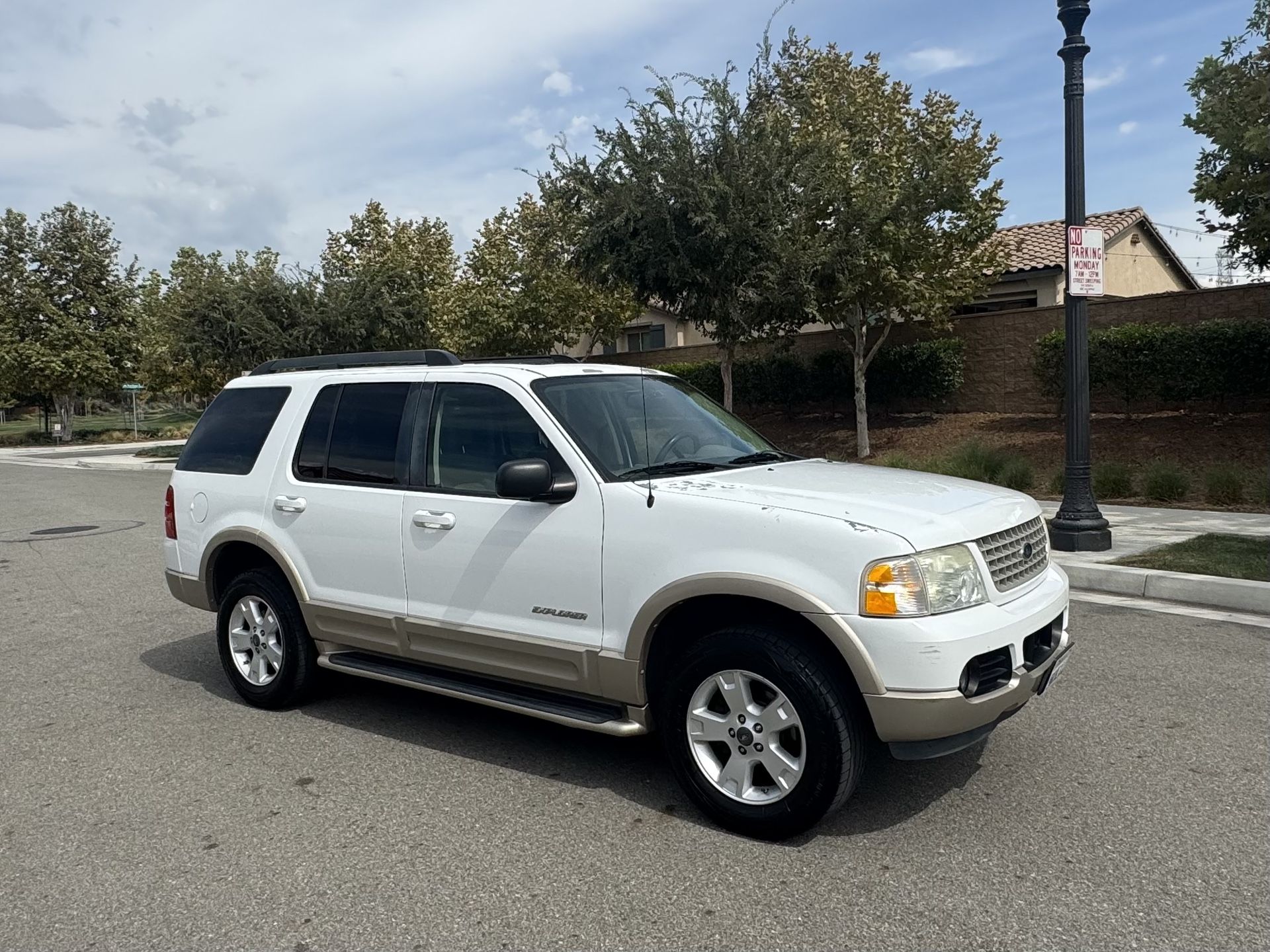 2005 Ford Explorer