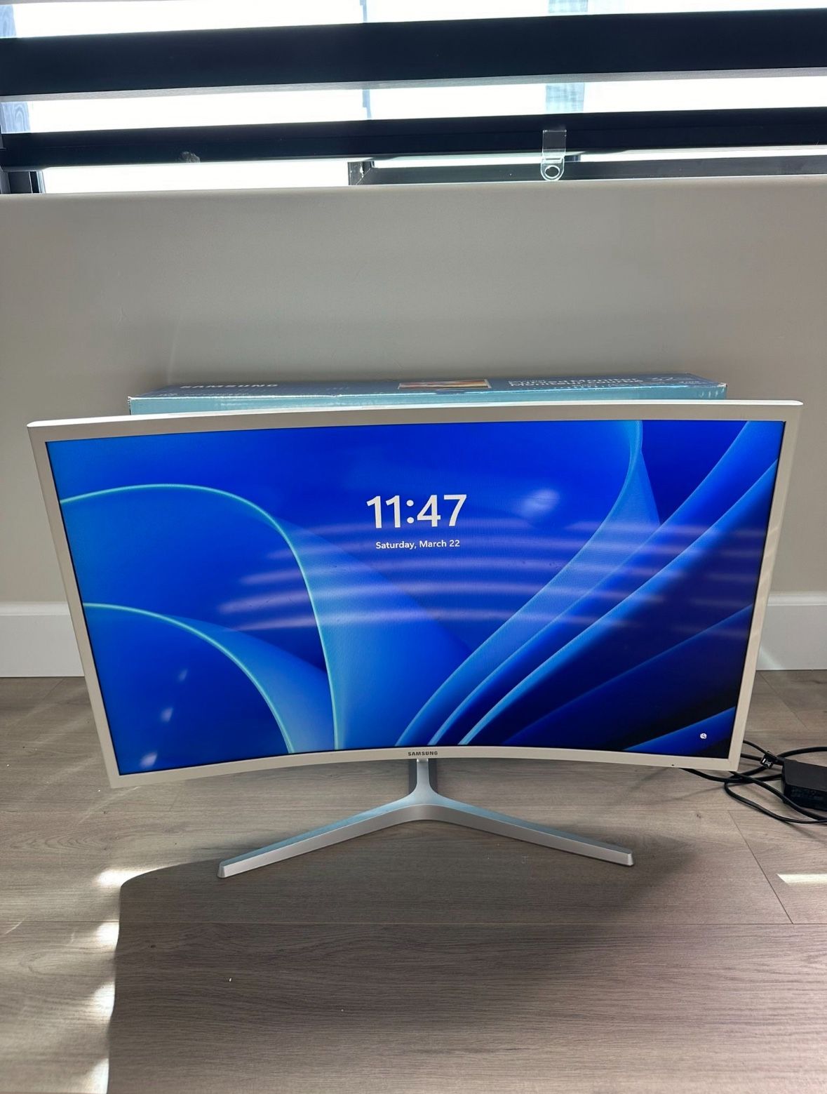 Samsung Curved Monitor
