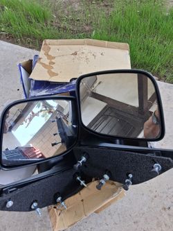 Ford  Econoline Mirrors year 2010>>