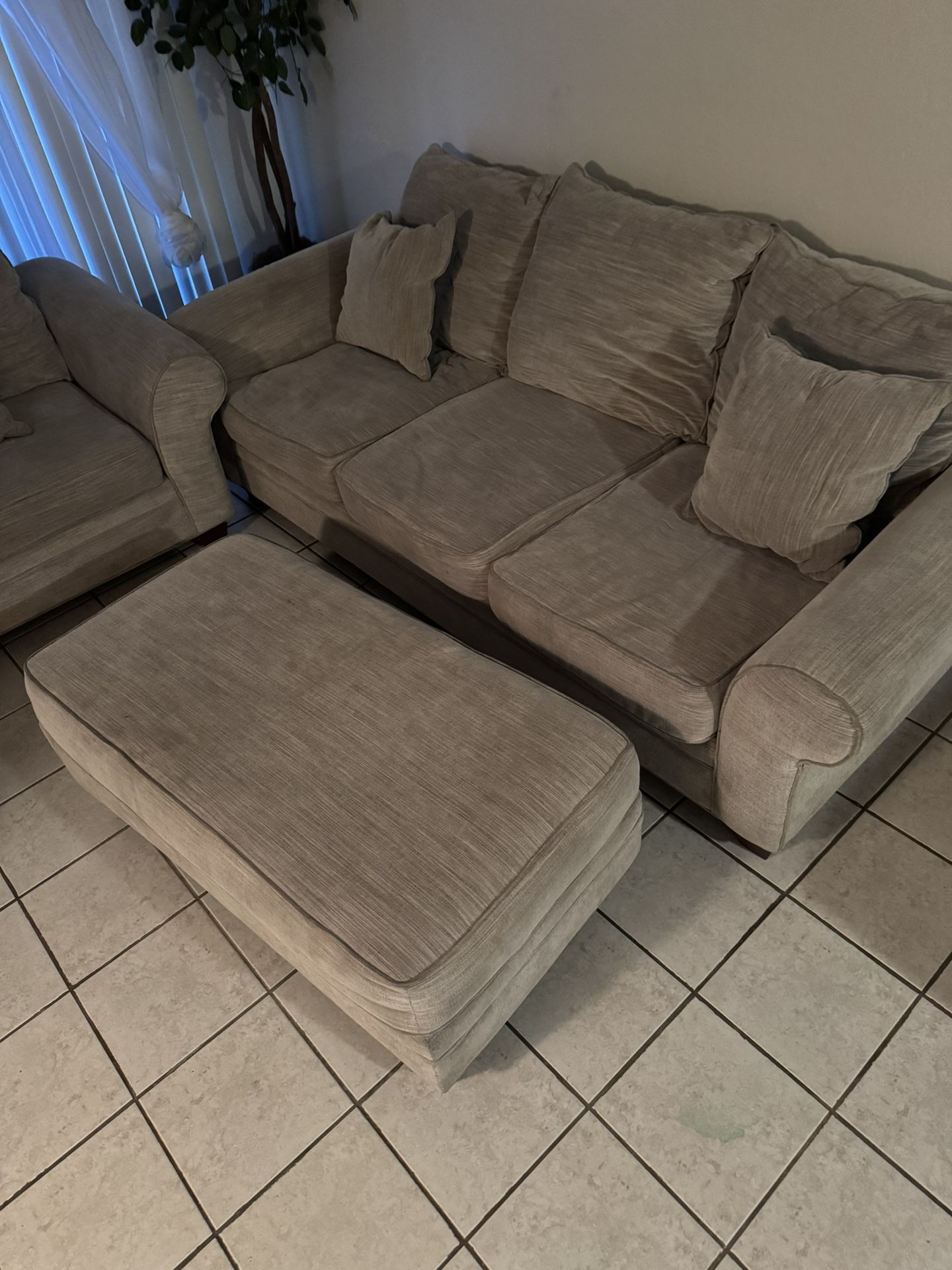 4 Pieces Couch Chair Loveseat Ottoman