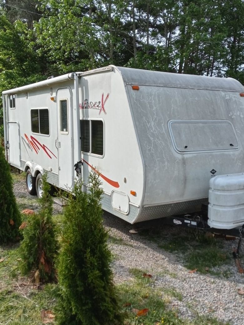Photo 2006 Funfinder camper