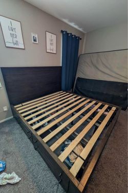 King Bed (Living Spaces)